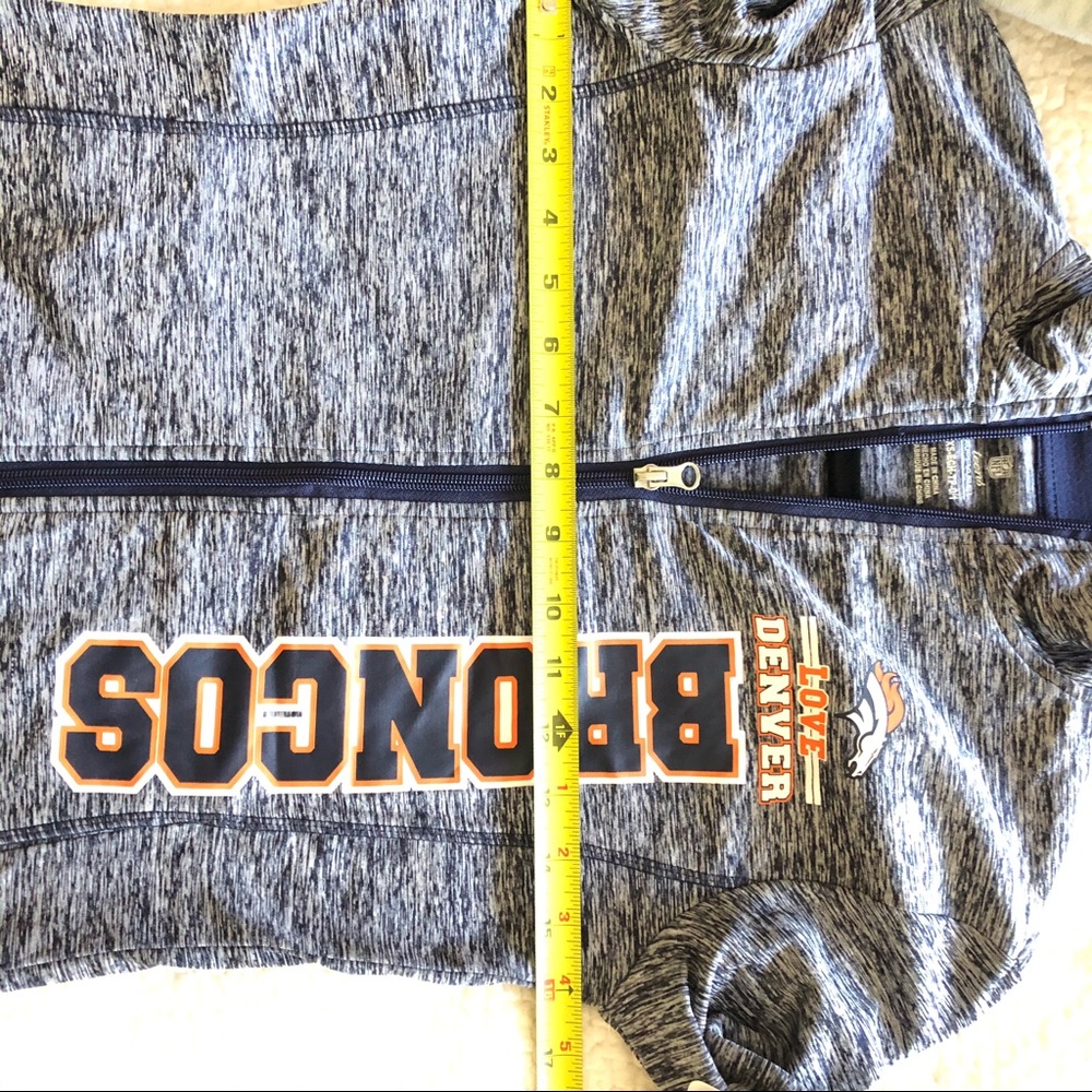 NFL Broncos jacket - Picture 8 of 9